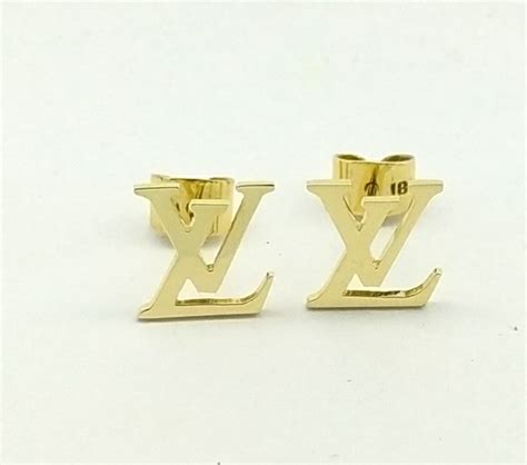 pendientes louis vuitton hombre|Louis Vuitton gold necklace.